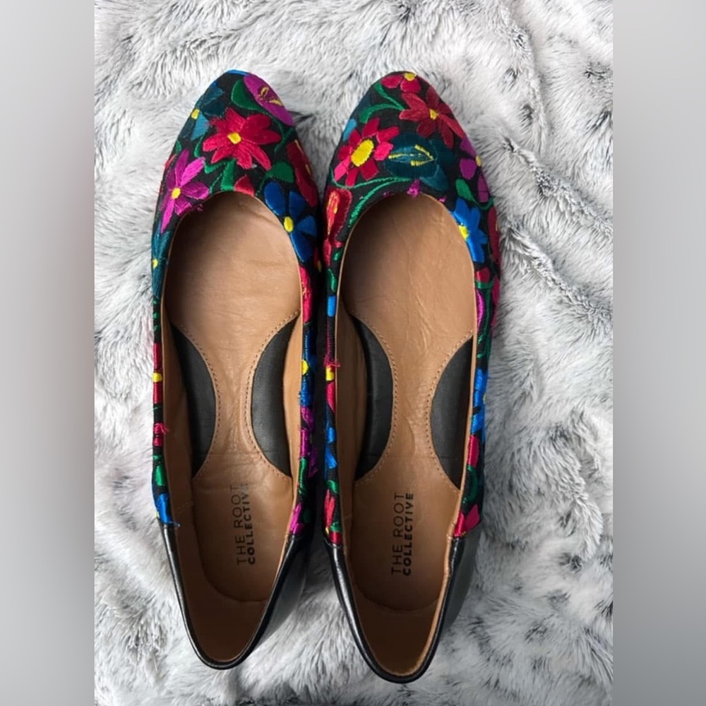 The Root Collective Thea flats embroidered floral w/ noir leather heel 10 NEW